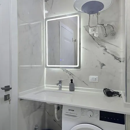 Happy By The Sea 092 Golem (Tirana)