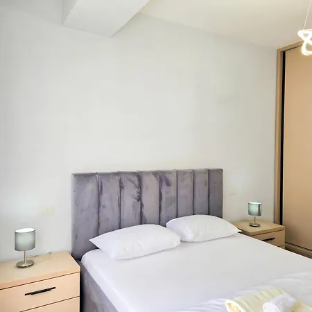 Apartamento In By The Sea 092